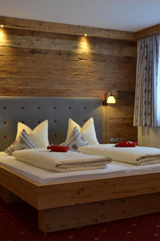 Pension Alpenperle Holzgau Quarto foto